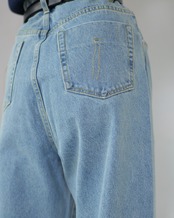 FOURAM - TUCKED DENIM PANTS ：Black｜インタックデザイン／すっきり見えデニムパンツ