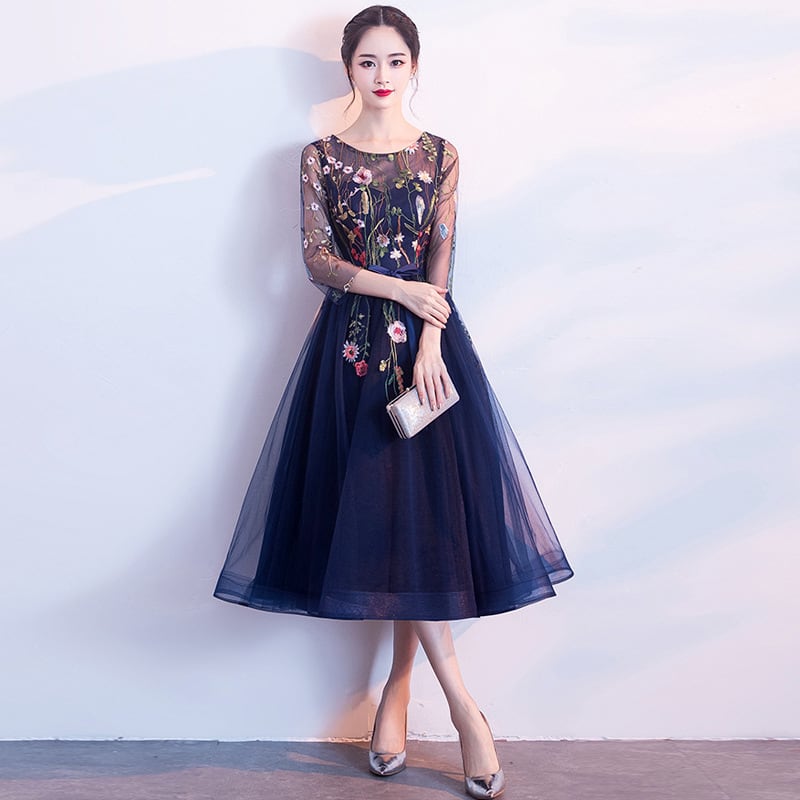 スクエアネックレースワンピース　ドレス　韓国　ブルー　青　水色　ミント　結婚式