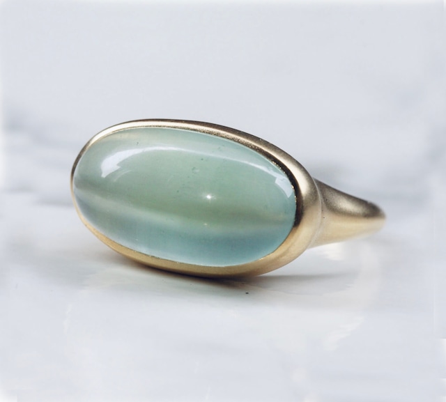 Aquamarine cat's eye Signet ring / K18YG