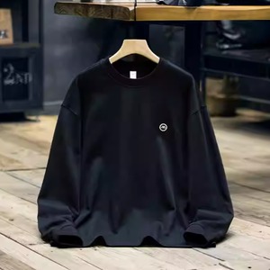 ロゴ刺繍クルーネックロングTシャツ 10209