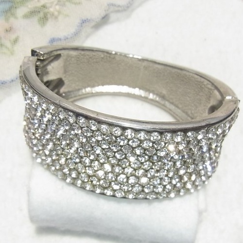 クリアなラインストーンのクランパーブレスレット　アクセサリーのセール通販  11492BR