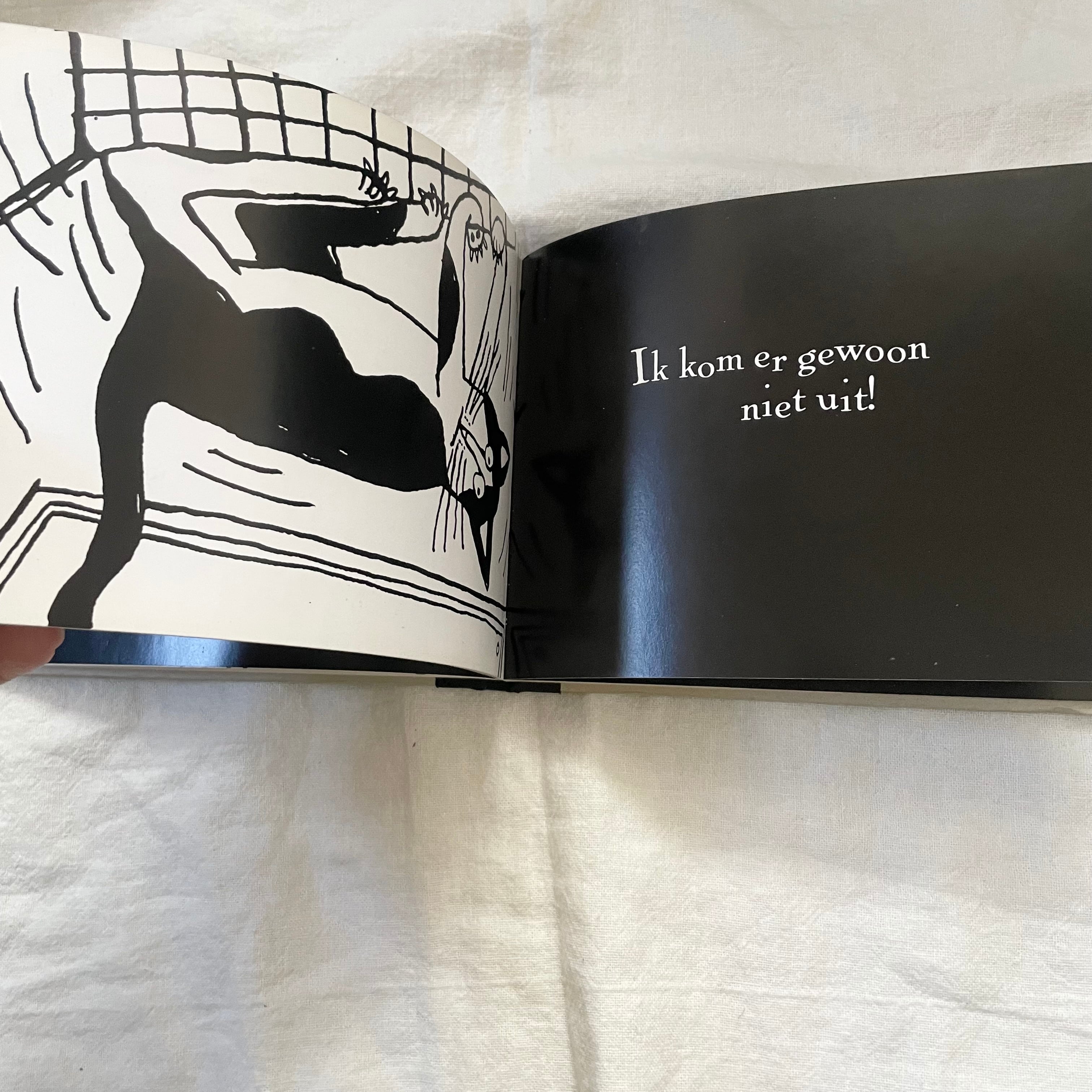 黒猫の絵本 | tsuitachi craft&brocante