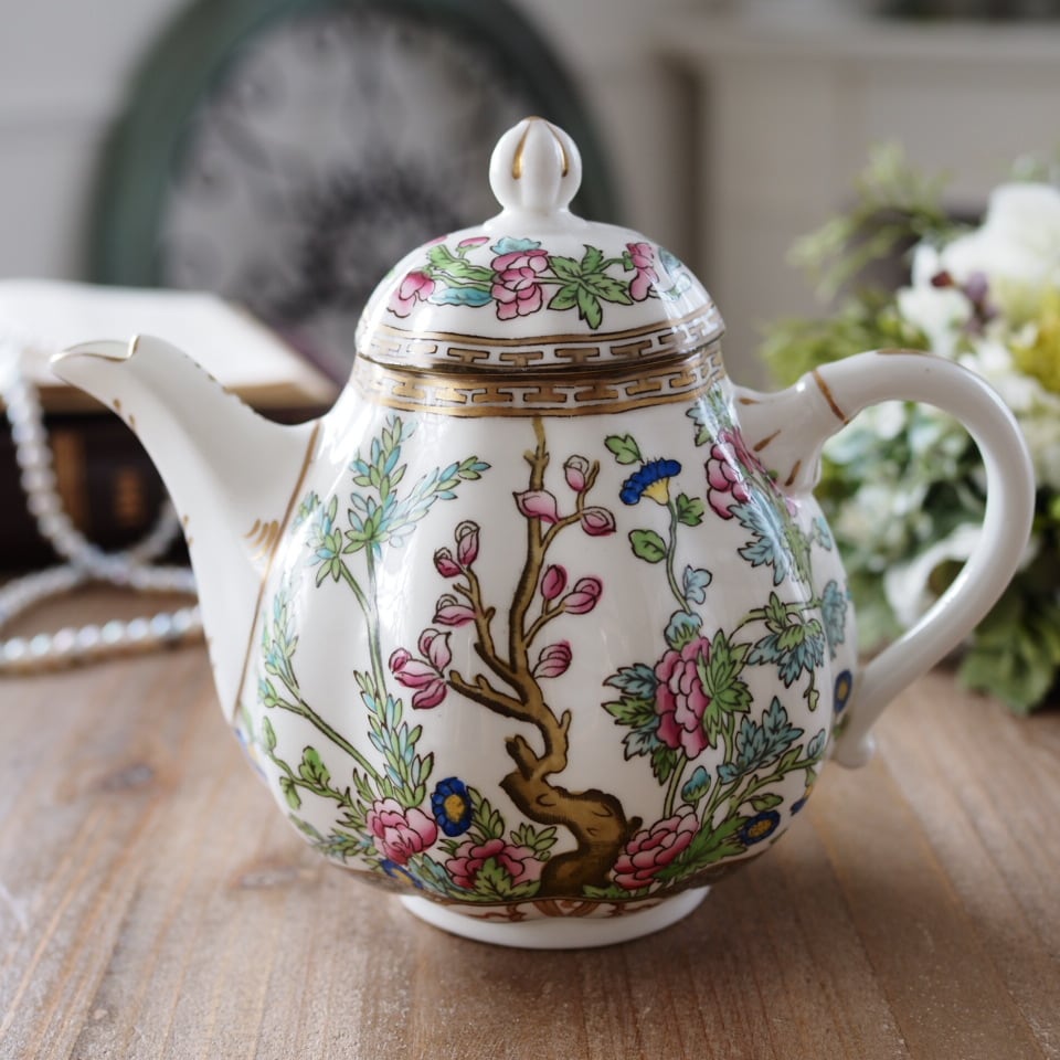 コールポート コールポート(coalport)の歴史とマークをご紹介 イギリスで気品ある