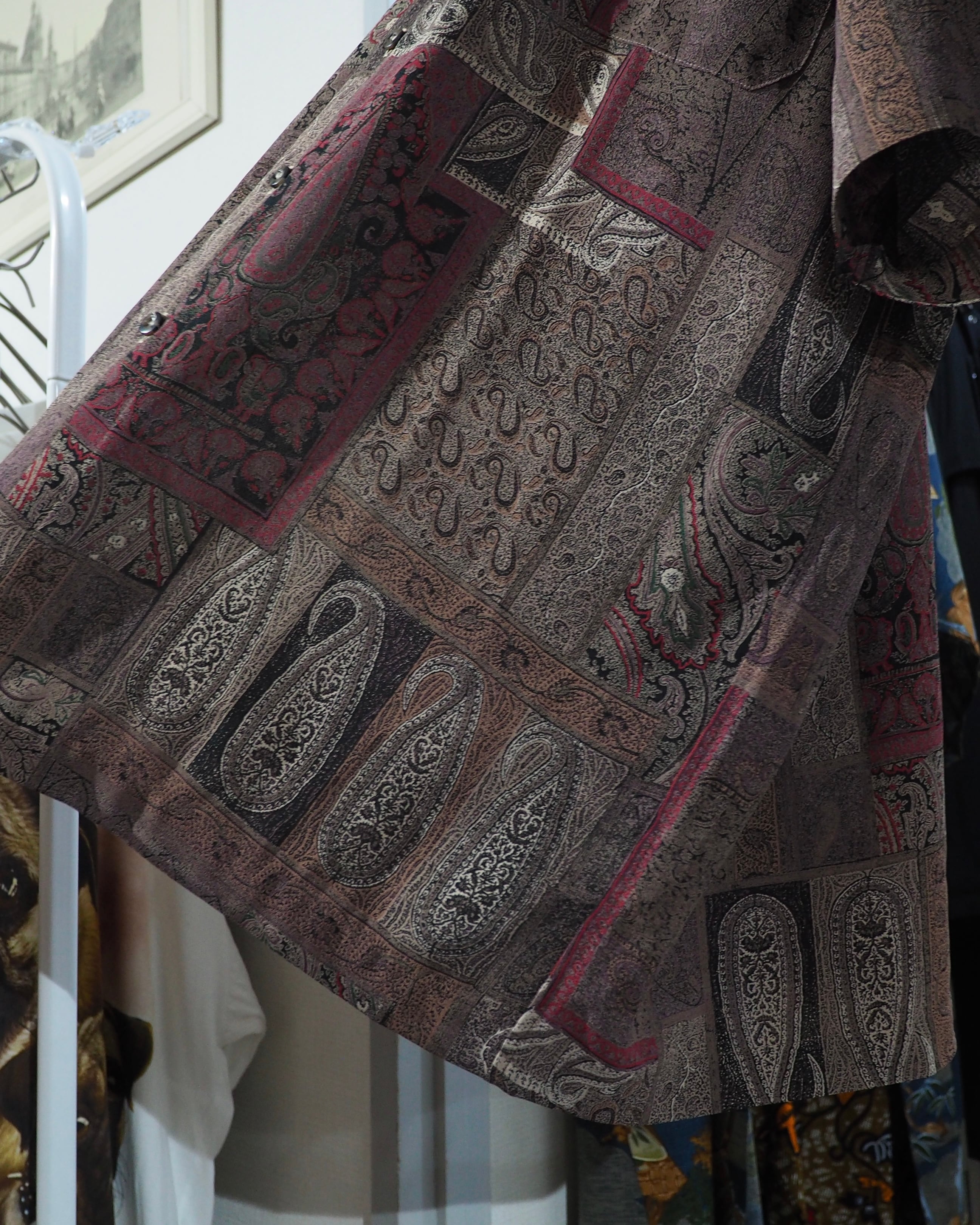 1990s Beautiful Classic Paisley pattern vintage loose SS shirt