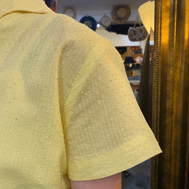 VINTAGE 50's yellow design poket blouse