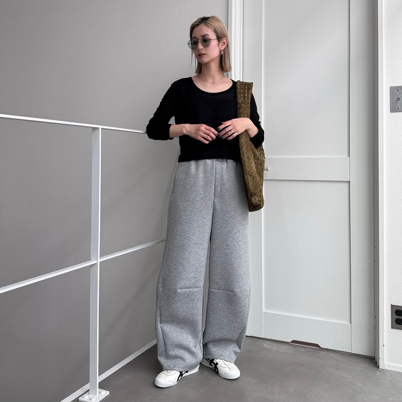 L'Appartement Americana別注 コクーン スウェット グレー AMERICANA/アメリカーナ】 BACK ZIP SWEAT（スウェット）｜L