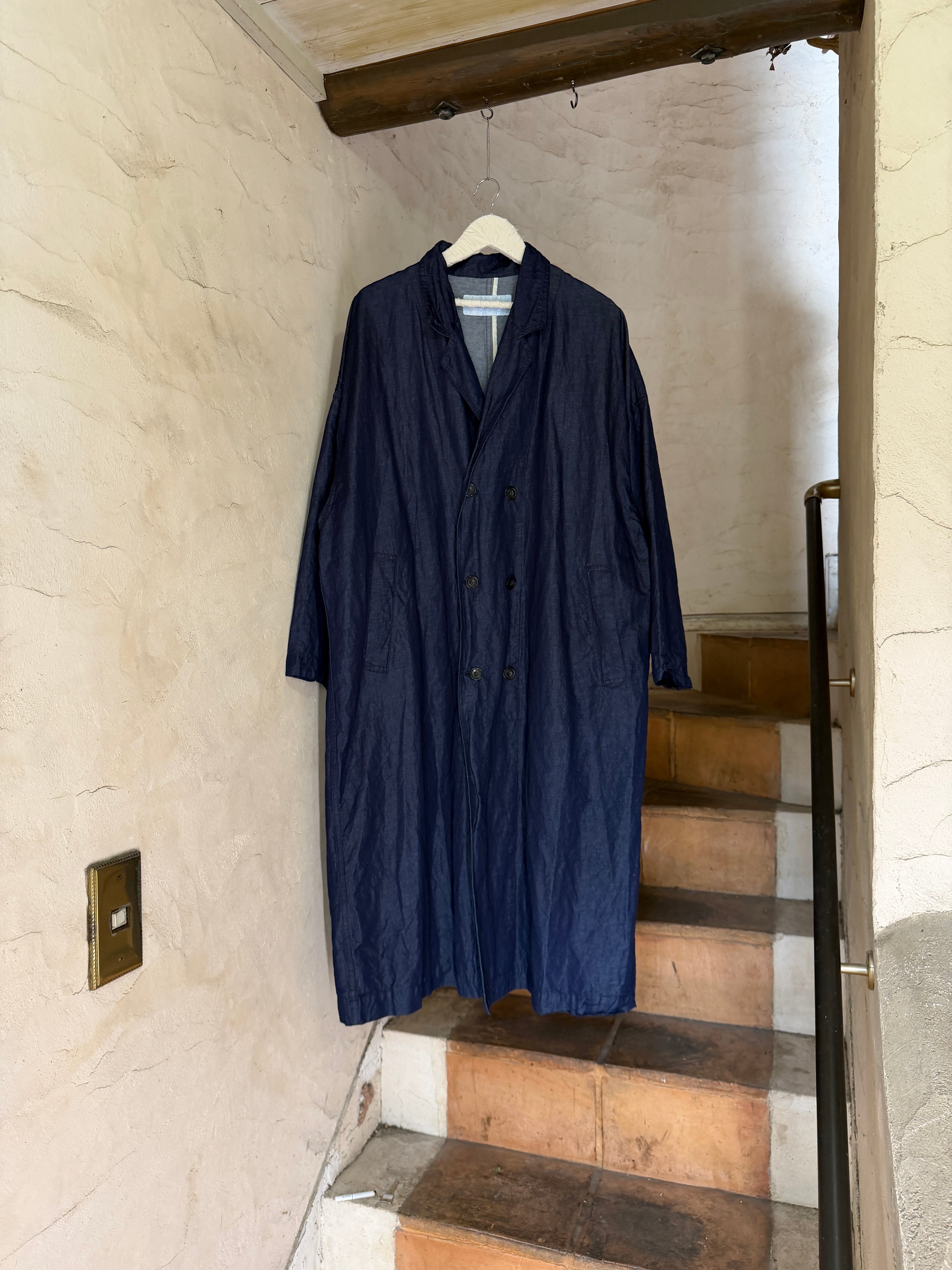 VERITECOEUR | Double-Button Coat