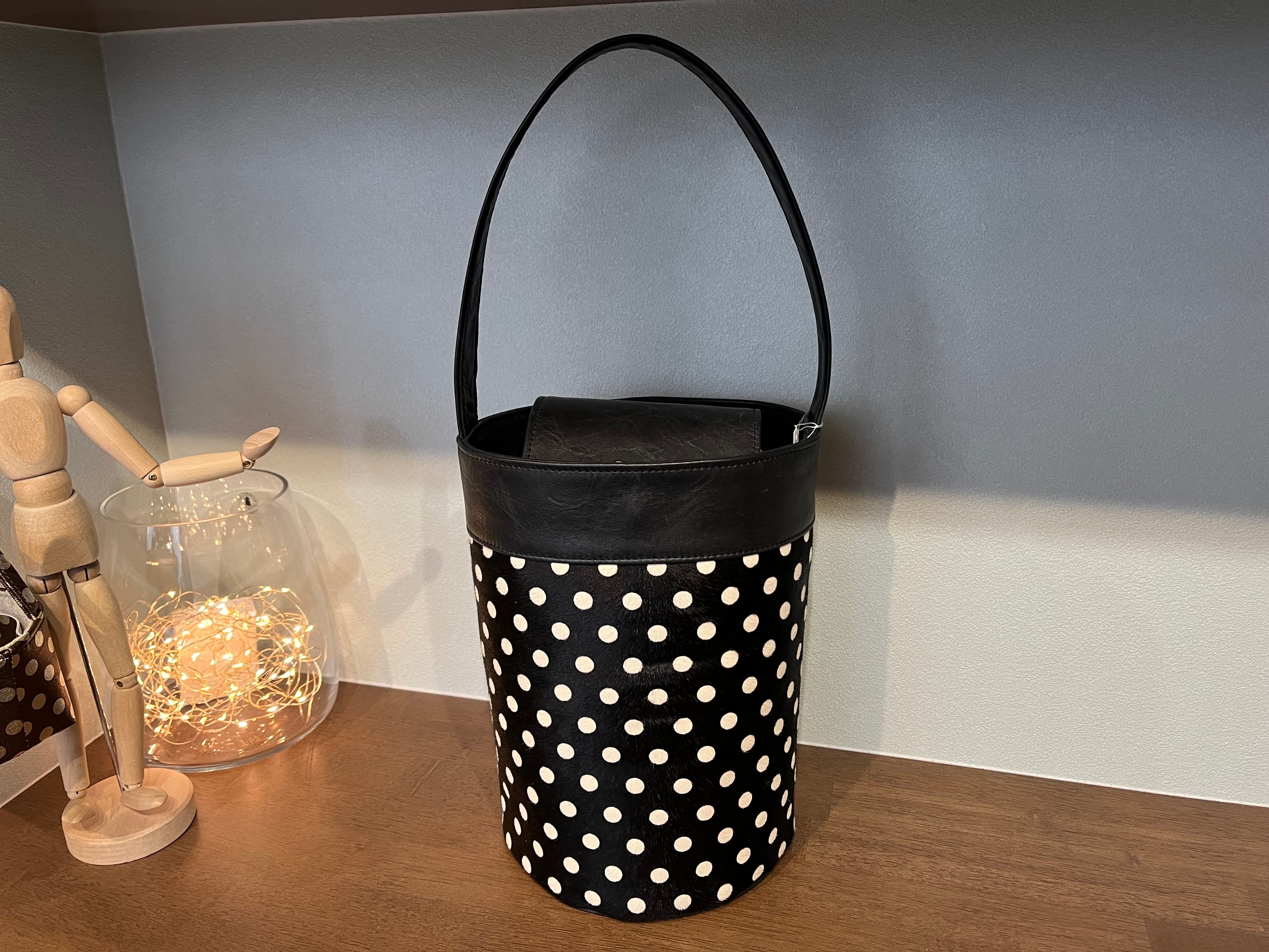 クッション①（ブラック×ハラコ水玉） | 革の店シェリス