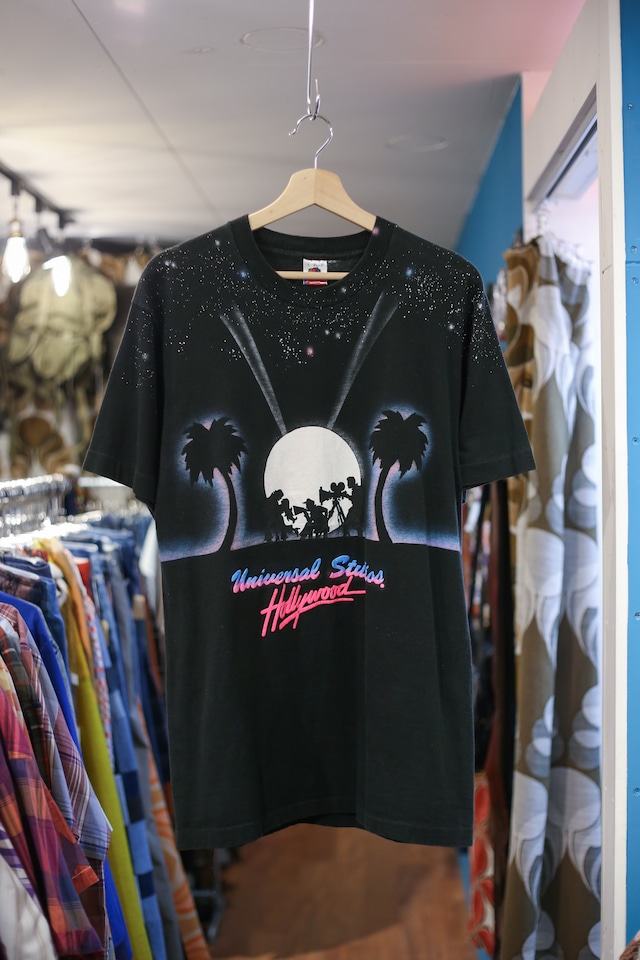 90’s print tee “UNIVERSAL STUDIO HOLLYWOOD”
