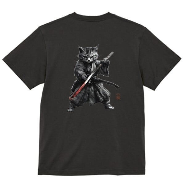 闘志を纏う侍猫」 Tシャツ 半袖 | にやん暦堂