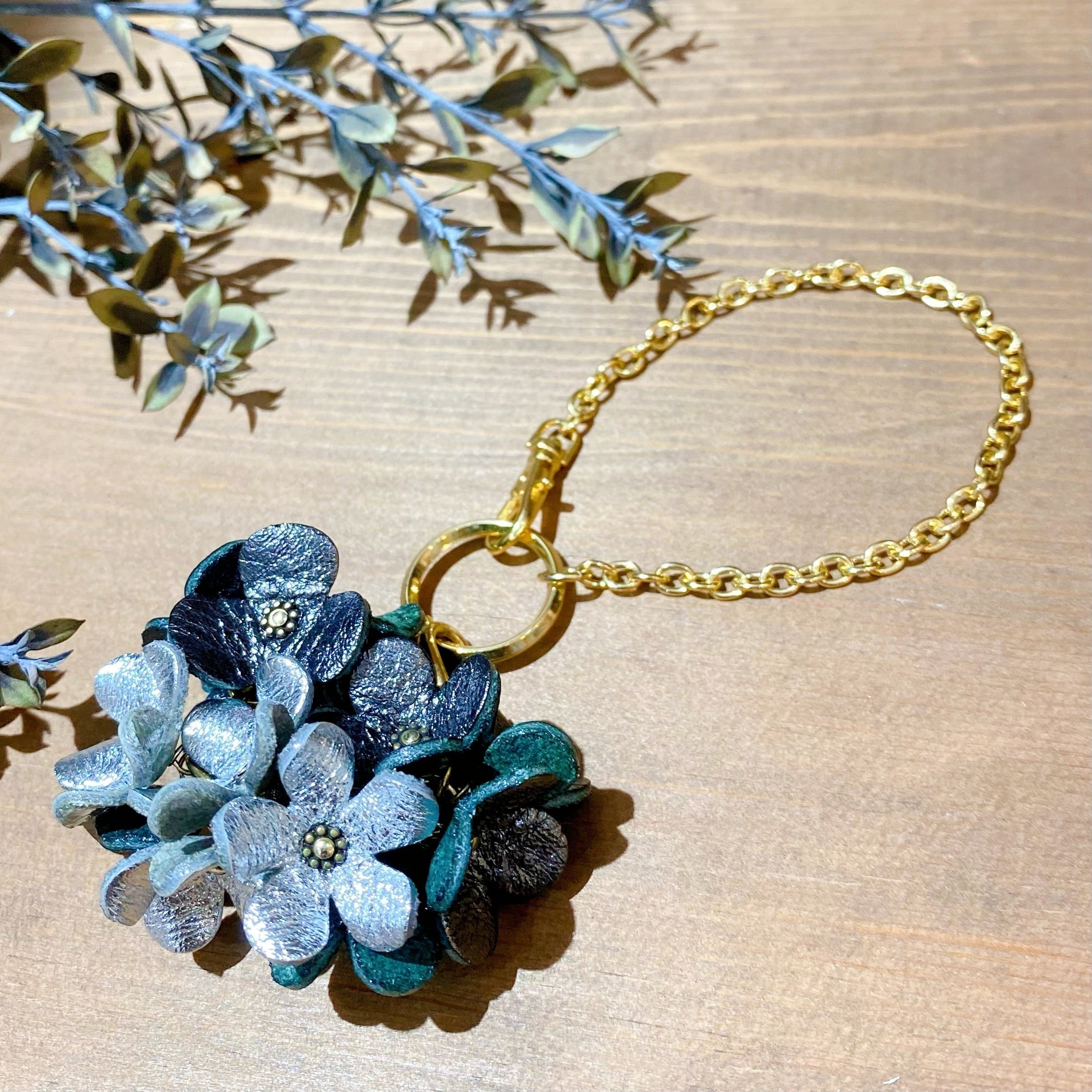 サンプルセール完成品】2通りの付け方が楽しめる3種のお花バッグ