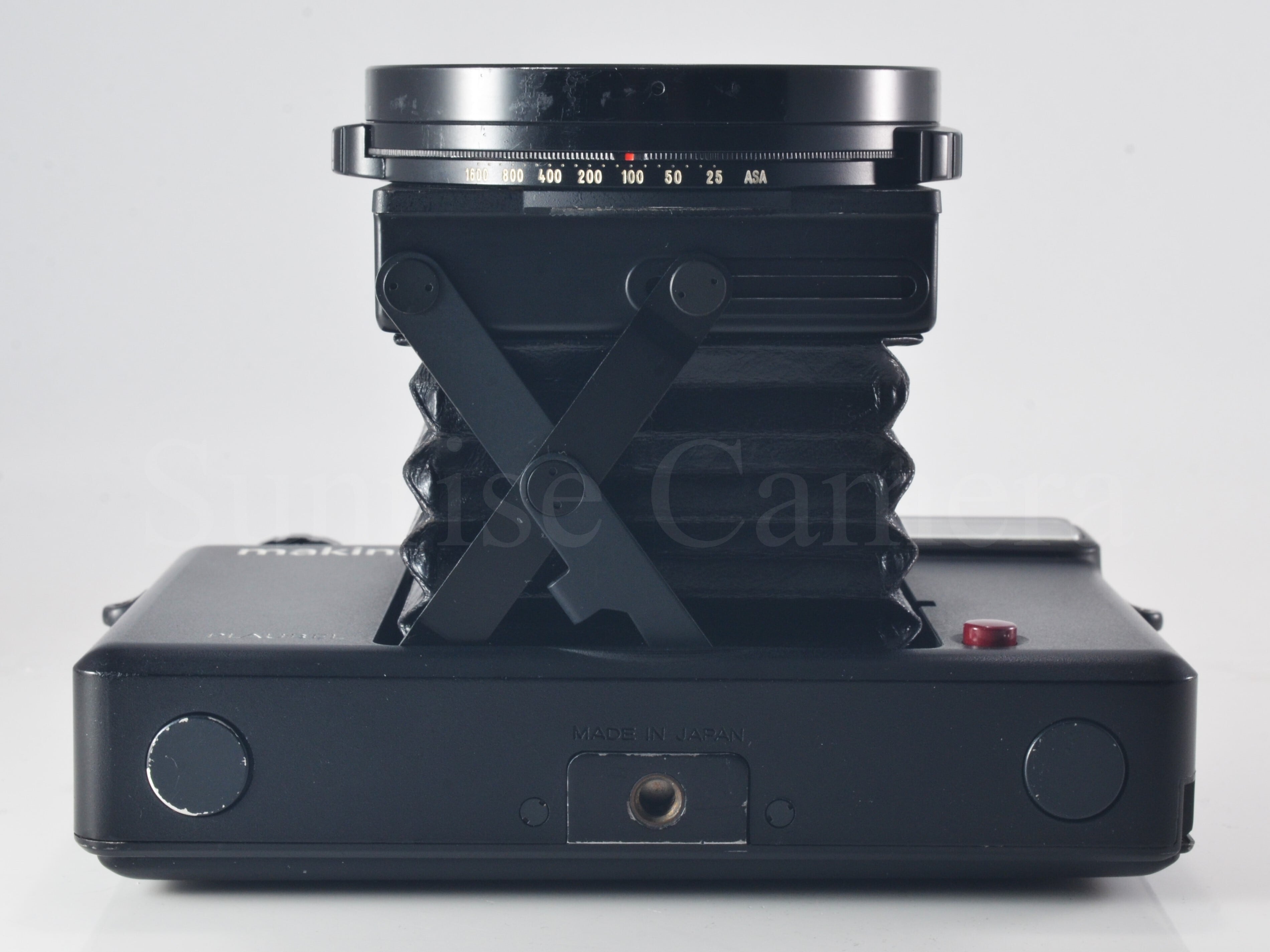 深堀ブログ】PLAUBEL Makina 67 / NIKKOR 80mm F2.8 蛇腹中判カメラ