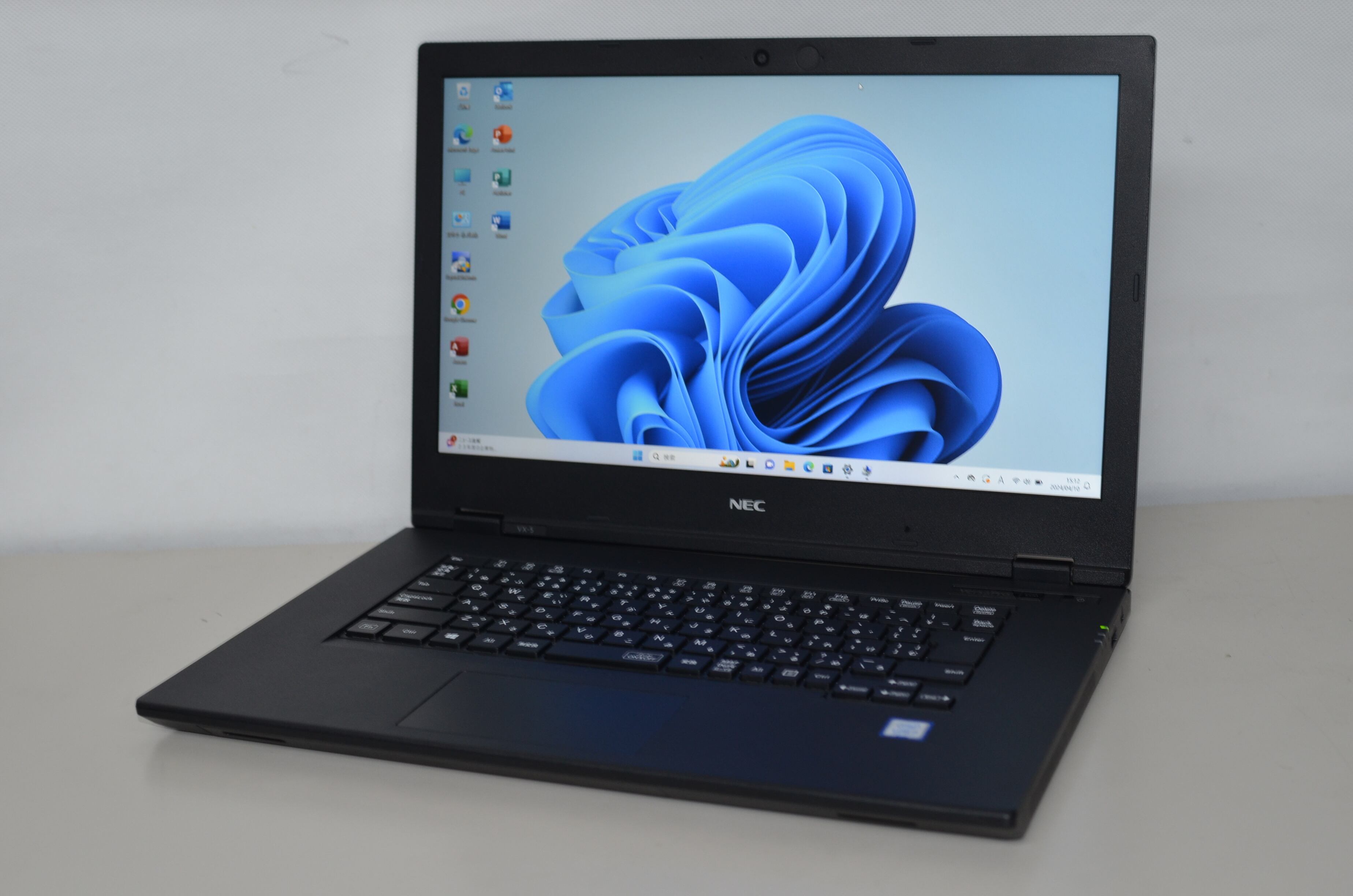 Windows10+office 新品爆速SSD240GB NEC LS550/E core i5-2410M/4GB 