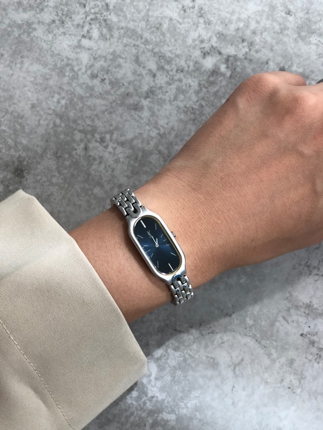 Yves Saint Laurent イヴ・サンローラン 腕時計 シルバー ブルー YSL ステンレススチール 5421-H08118 クウォーツ vintage ヴィンテージ オールド wiaeny