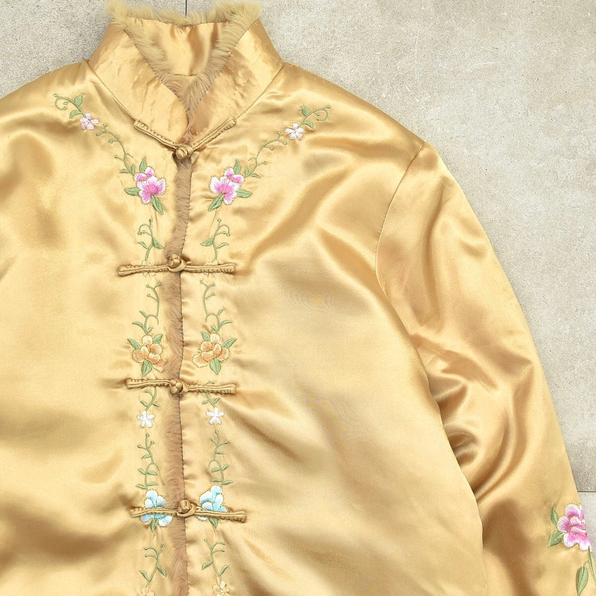 Embroidery & Fur piping satin china jkt