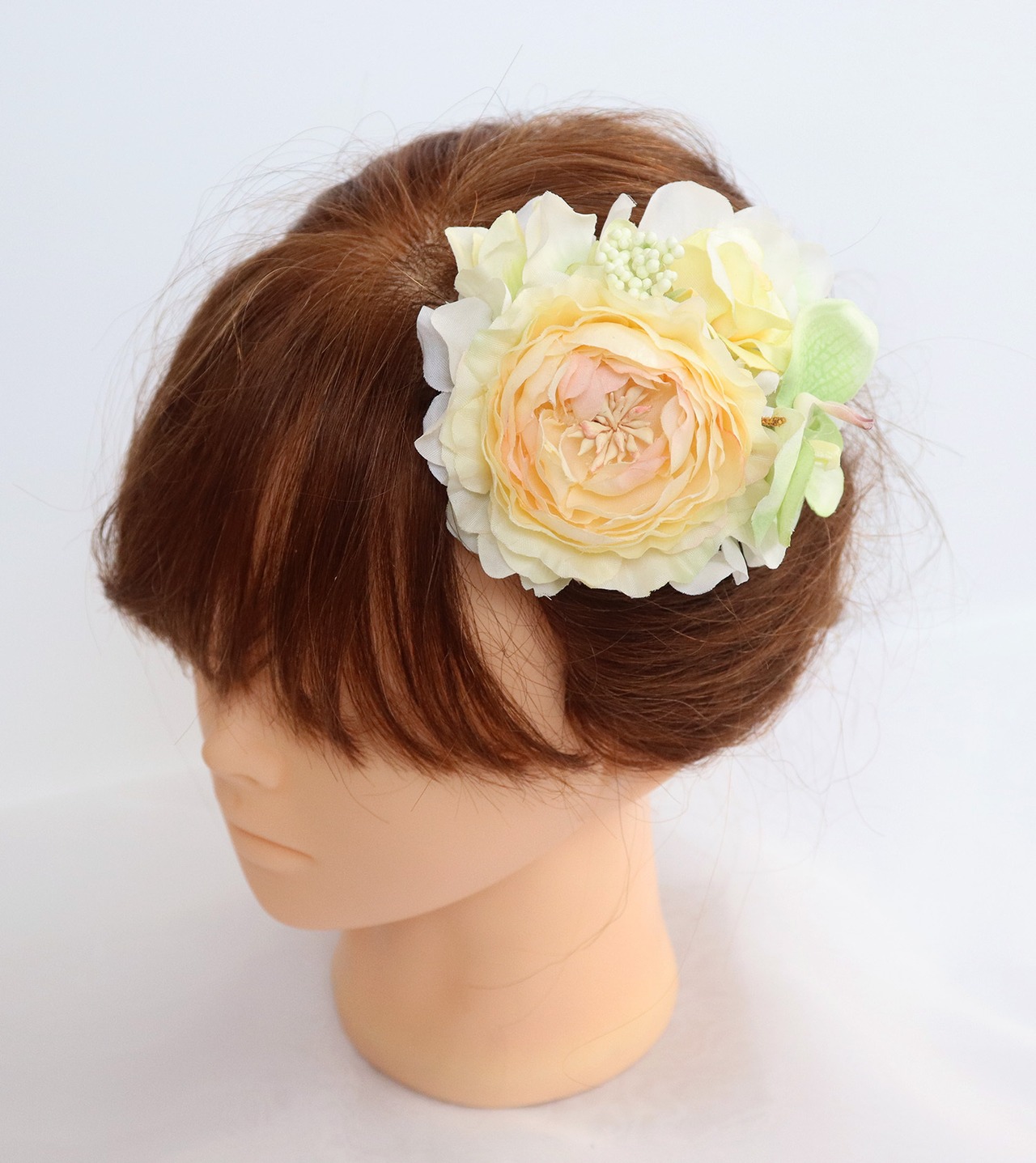 753の髪かざり―クリームイエロー＜ヘアクリップ＞蘭