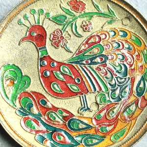 金属製 孔雀の飾り皿 ヴィンテージ プレート｜鮮やかな色彩とエキゾチックな装飾 1