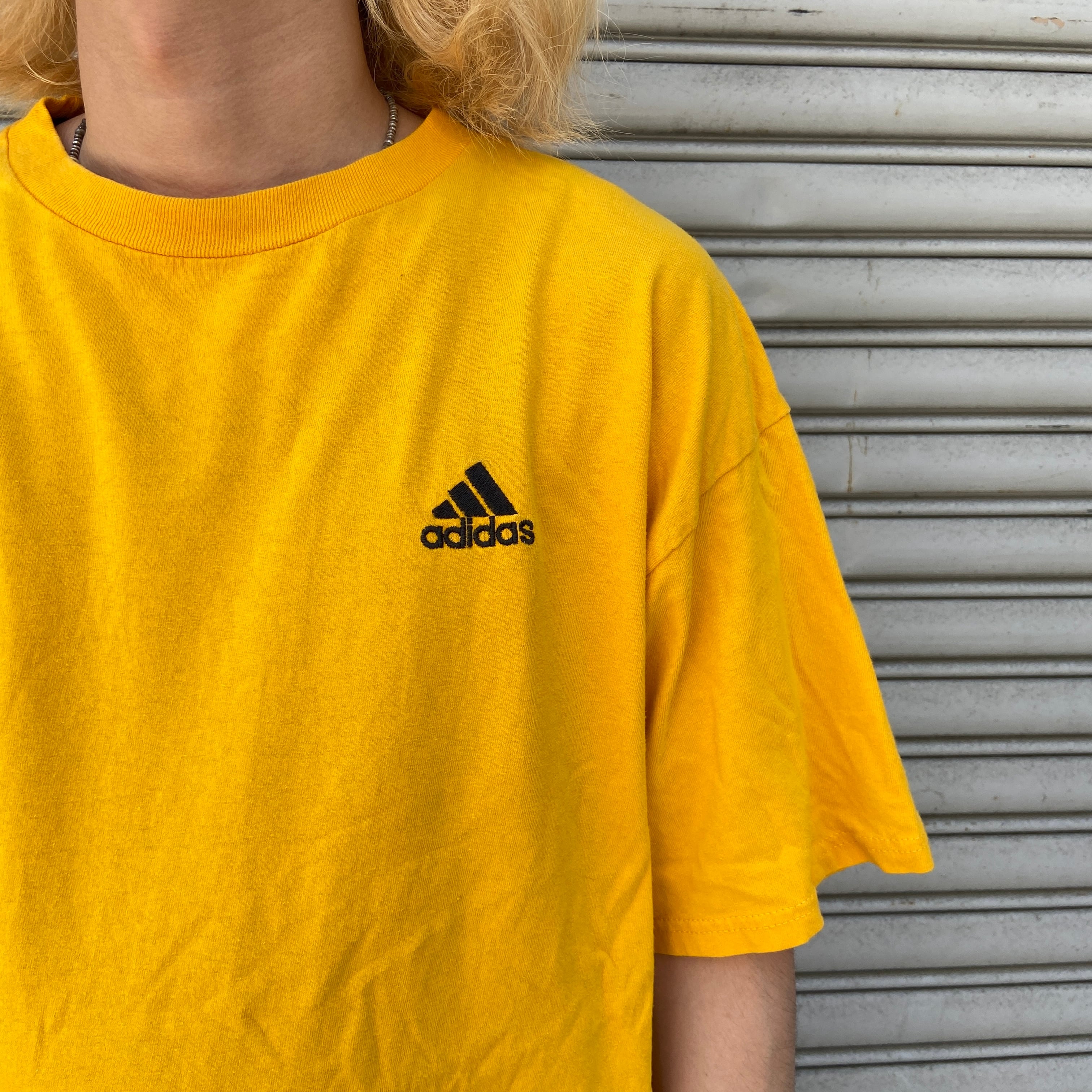 S*n様 adidas イエロー Tシャツ 万国タグ adidas イエロー Tシャツ Lサイズ 90s 万国旗タグ - メルカリ