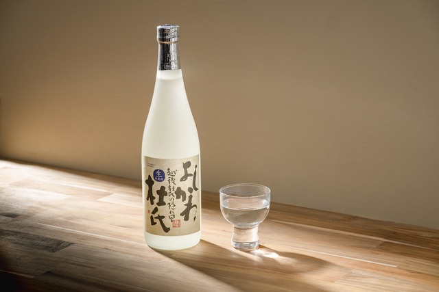 【生貯蔵酒】よしかわ杜氏 特別本醸造（五百万石）720ml