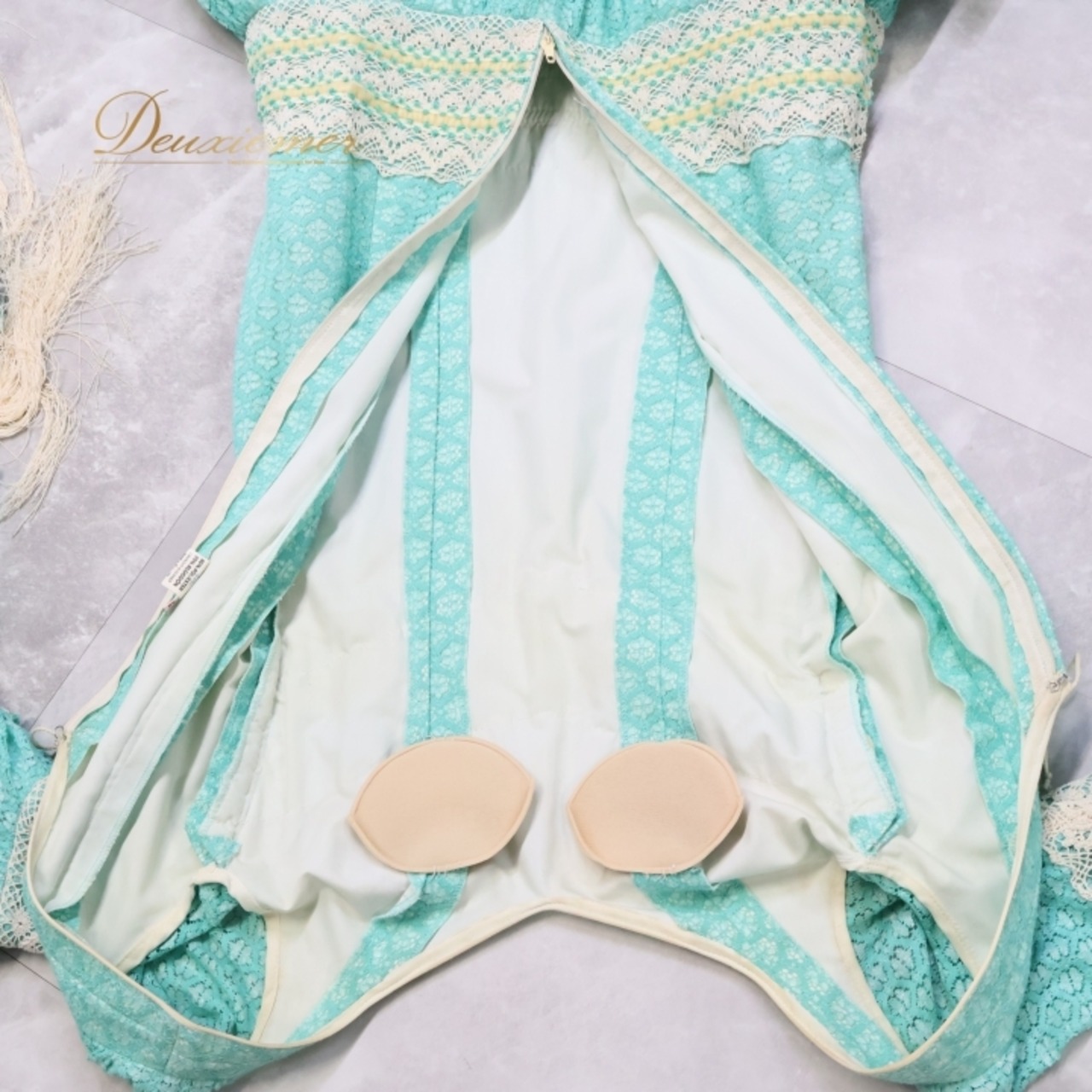 フラメンコ 衣装 ワンピース ドレス フリル レース スペイン製 ボランテ シージョ 豪華 青 緑 エメラルド グリーン系 ブルー系 ボリューム フリル レディース ドレス おしゃれ パーティー 衣装 イベント シージョ コスチューム レディースファッション