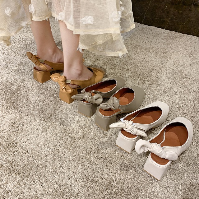 シングルレディーススプリングレッドリボン 靴 シューズ 春物 スクウェア 部族の婦人靴8081700490