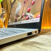 \ 公式ショップ限定価格❣️/ 極美品《2023年モデル》HP Laptop 14 Core i5 第13世代 メモリ16GB SSD512GB ノートパソコン 安心サポート&3ヶ月保証付き