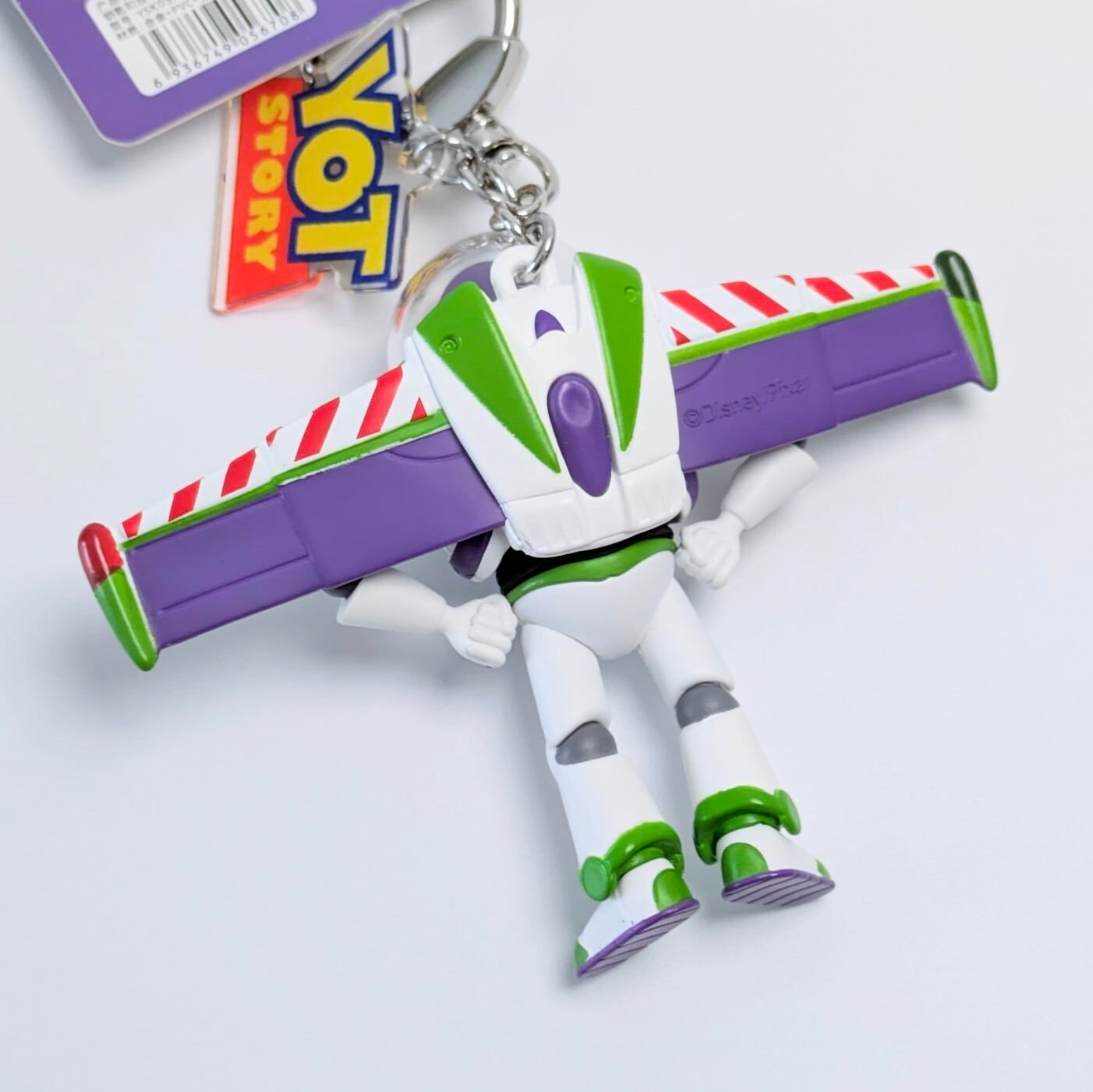 ⭐️日本未発売・海外限定！⭐️【 Toy Story  ( トイ・ストーリー )  トイストーリー 】『 バズ・ライトイヤー 』 PVC Figure KeyHolder / フィギュアキーホルダー〚アメリカン雑貨 アメトイ〛