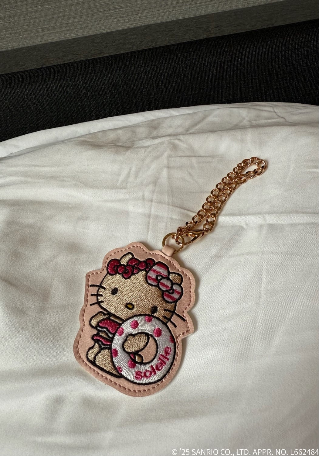 チャーム付きバッグシルバー | soleile