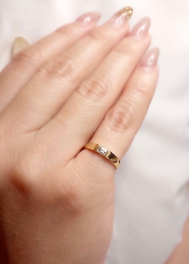 K18 D0.18ct スクエアダイヤリング ○ | 株式会社Jewelry伊藤 