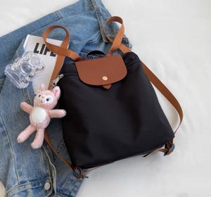 バッグ カバン レディース マザーズバッグ 肩がけ ラウンド ボタン チャーム ビニール 革 ナイロン 大人可愛い シンプル カジュアル ラフ クラシック 通勤 通学 お出かけ アウトドア 旅行 海 プール スポーツ 休日 普段使い コーデ シーズンレス