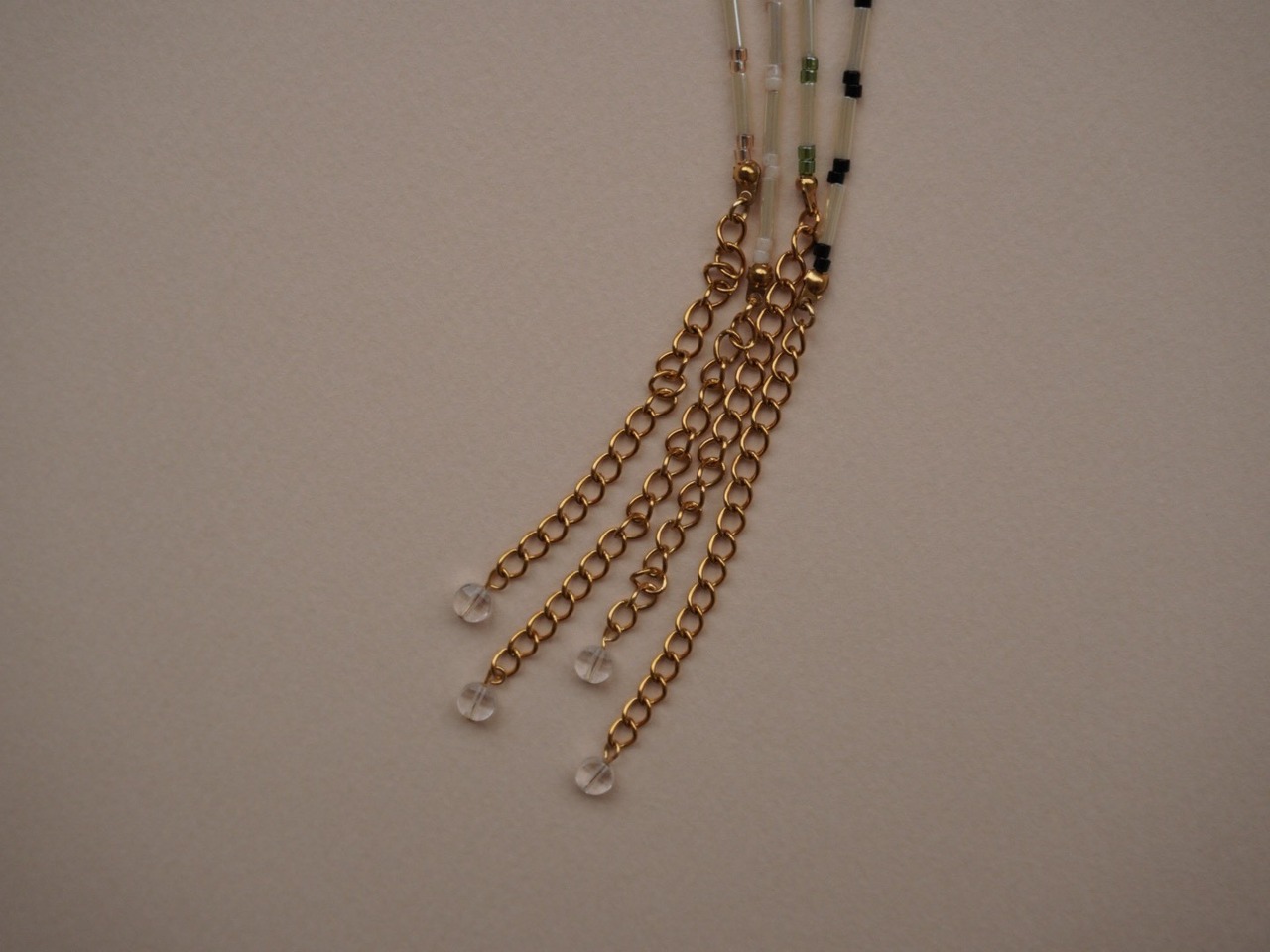 【 CORE 】random giass beads necklace