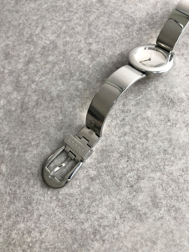 GUCCI グッチ 腕時計 シルバー ベルトモチーフ ステンレススチール 6700L クウォーツ vintage ヴィンテージ オールド 28ufd2