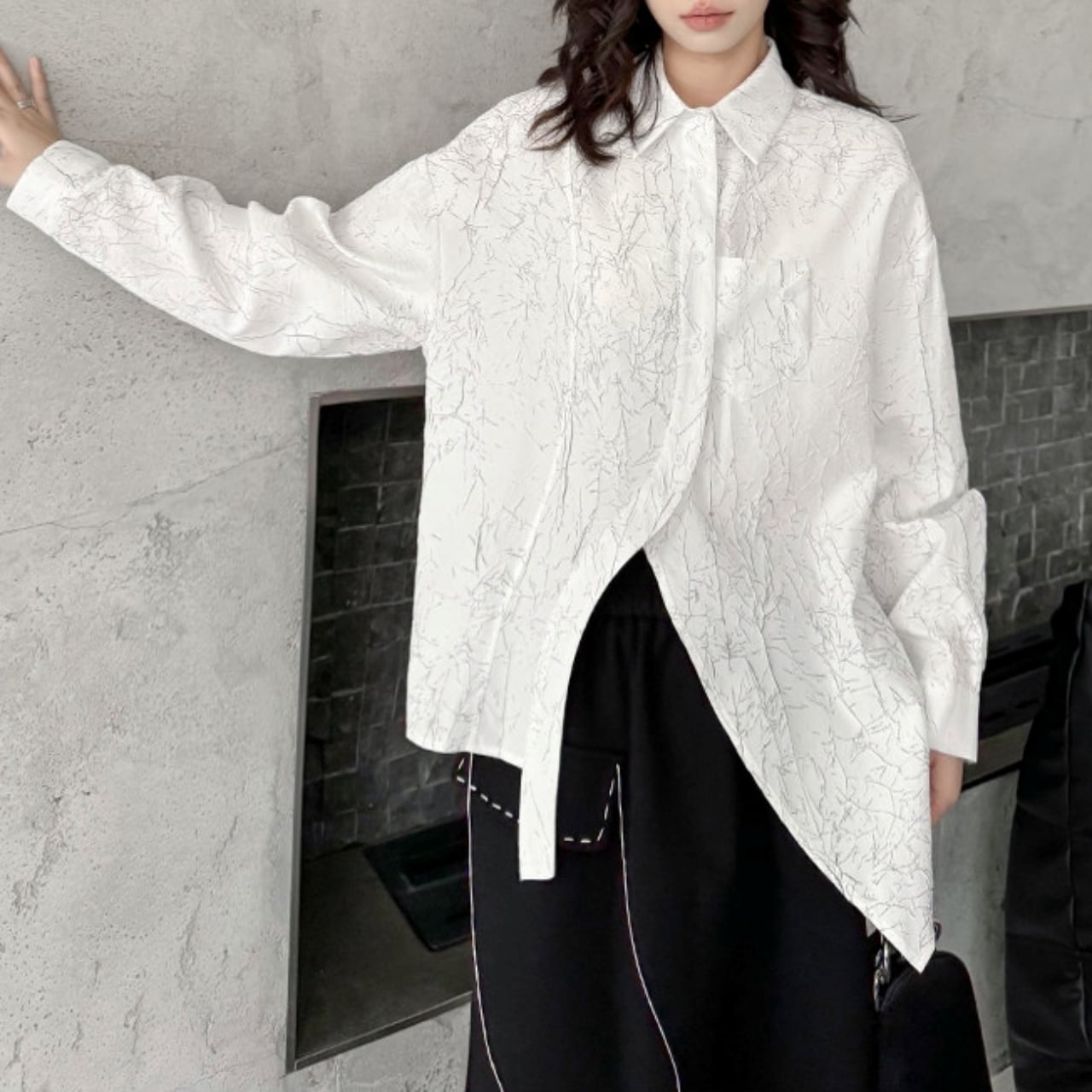 Asymmetrical Long Sleeve Shirt 01075