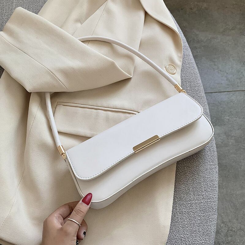 人気のシンプルなワンショルダー脇の下の小さなバッグ女性2020年夏の新しい流行のファッションワイルドインネット赤いバゲット 手作りハンドバック41974866570