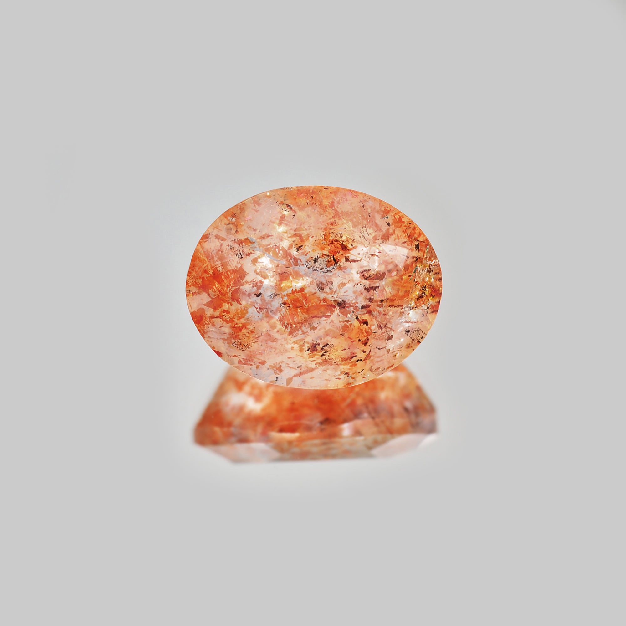 イリュージョン サンストーン 2.95ct ルース オーバル | CheReine