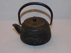 鉄瓶(こげ茶、あられ)iron kettle(brown color hail)