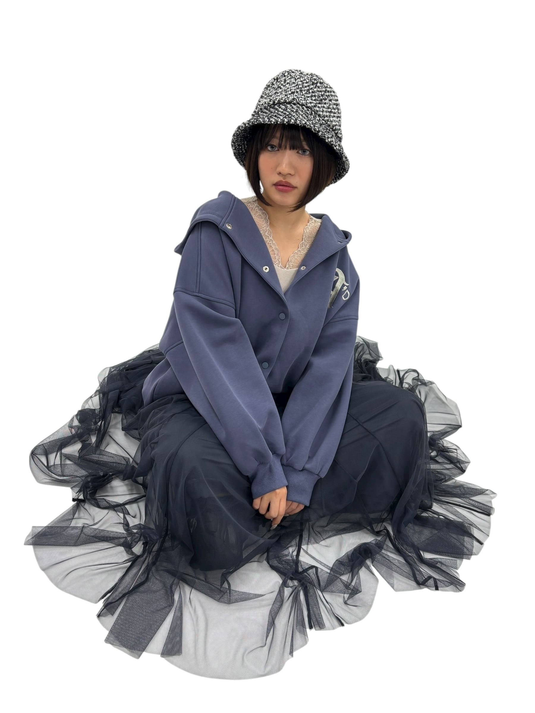 美品 25AW ayane アヤン 異素材ドッキングカーディガン 875828 サイズ38 チャコール グレー レディース 古着 中古 USED ご予約 ayane アヤン 袖口バイカラー接結ニットカーディガン 856706