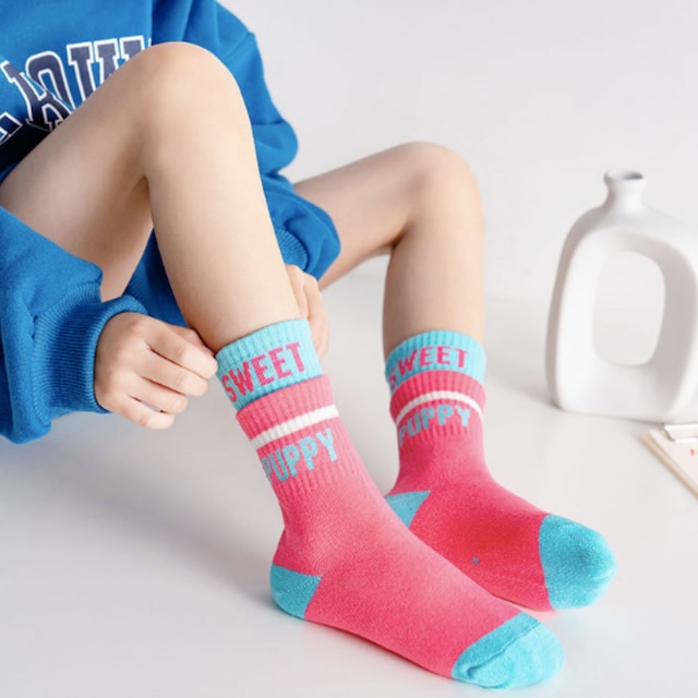 【即納】NEW!ビビッドカラーのスポーティーなクルーソックス