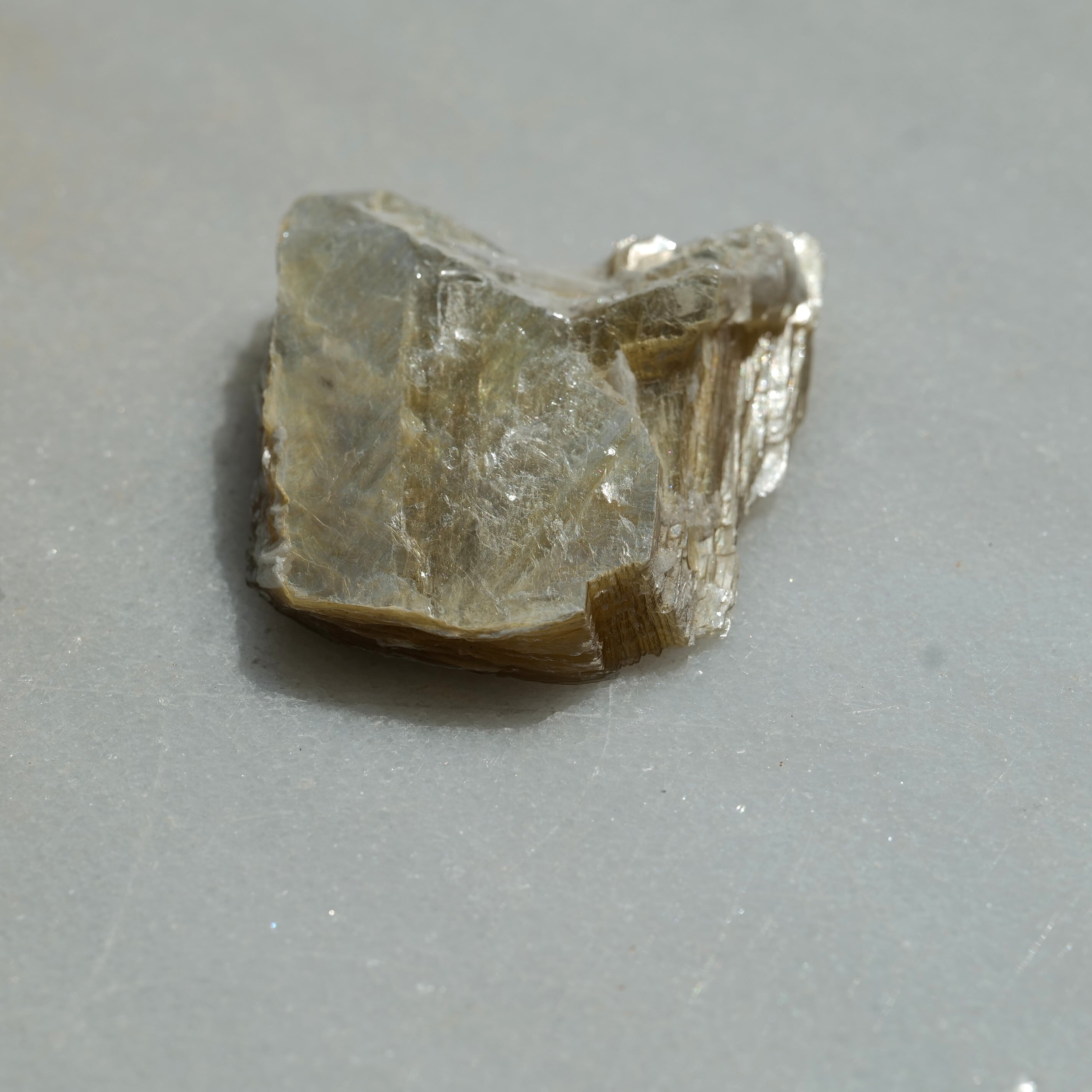 【新入荷】　ファイヤークォーツ×ゴールデンヒーラースフィア50.7㎜　激レア 新入荷】 ファイヤークォーツ×ゴールデンヒーラースフィア50.7㎜ 激