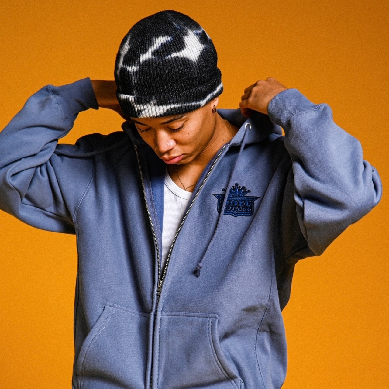 CROWN LOGO HEAVYWEIGHT ZIP HOODIE