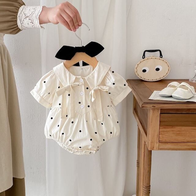 【BABY】韓国風 蝶ネクタイドット柄ロンパース