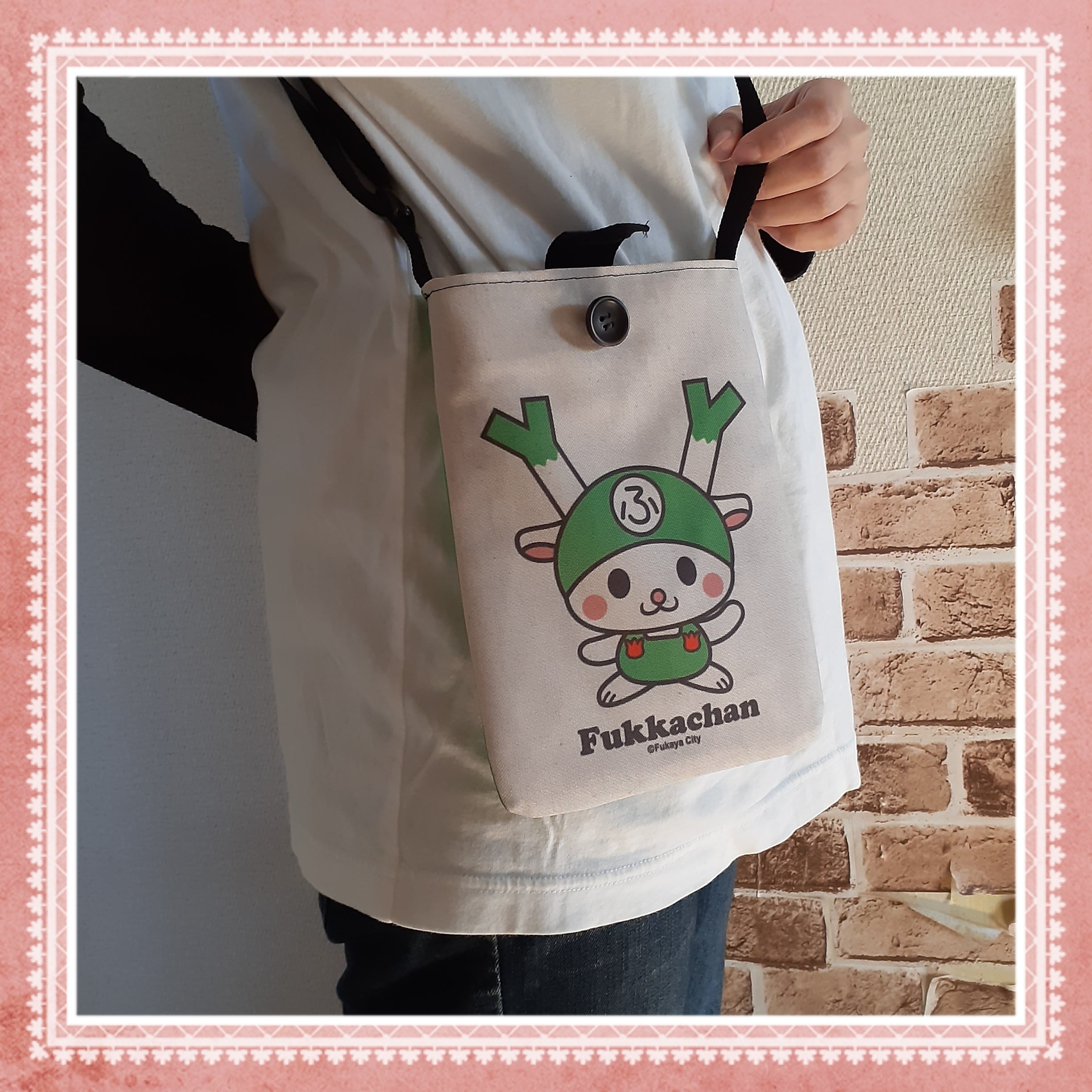 ふっかちゃんスマホポーチ | ふっかちゃんグッズ通販/深谷のふっか屋ノール