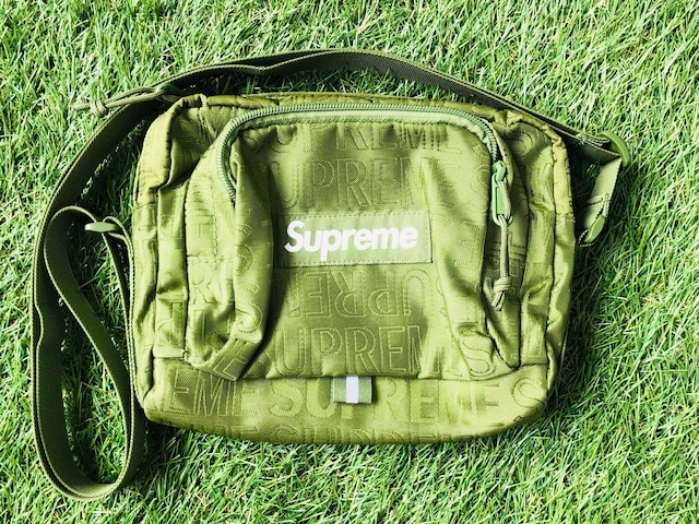 Supreme 19SS SHOULDER BAG OLIVE 55JI8541