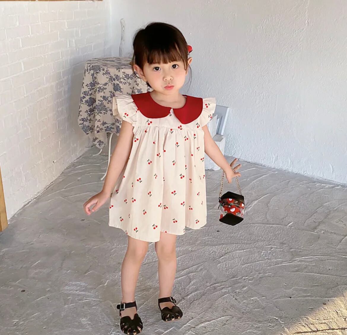 赤襟のさくらんぼワンピース