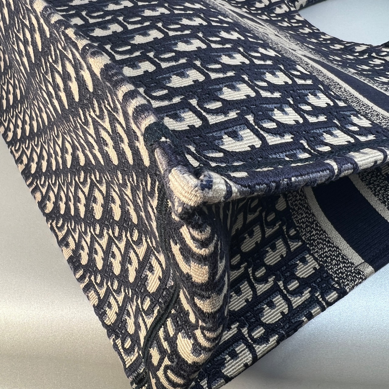 Christian Diorブックトート キャンバス トートバッグ ブルー A-10776