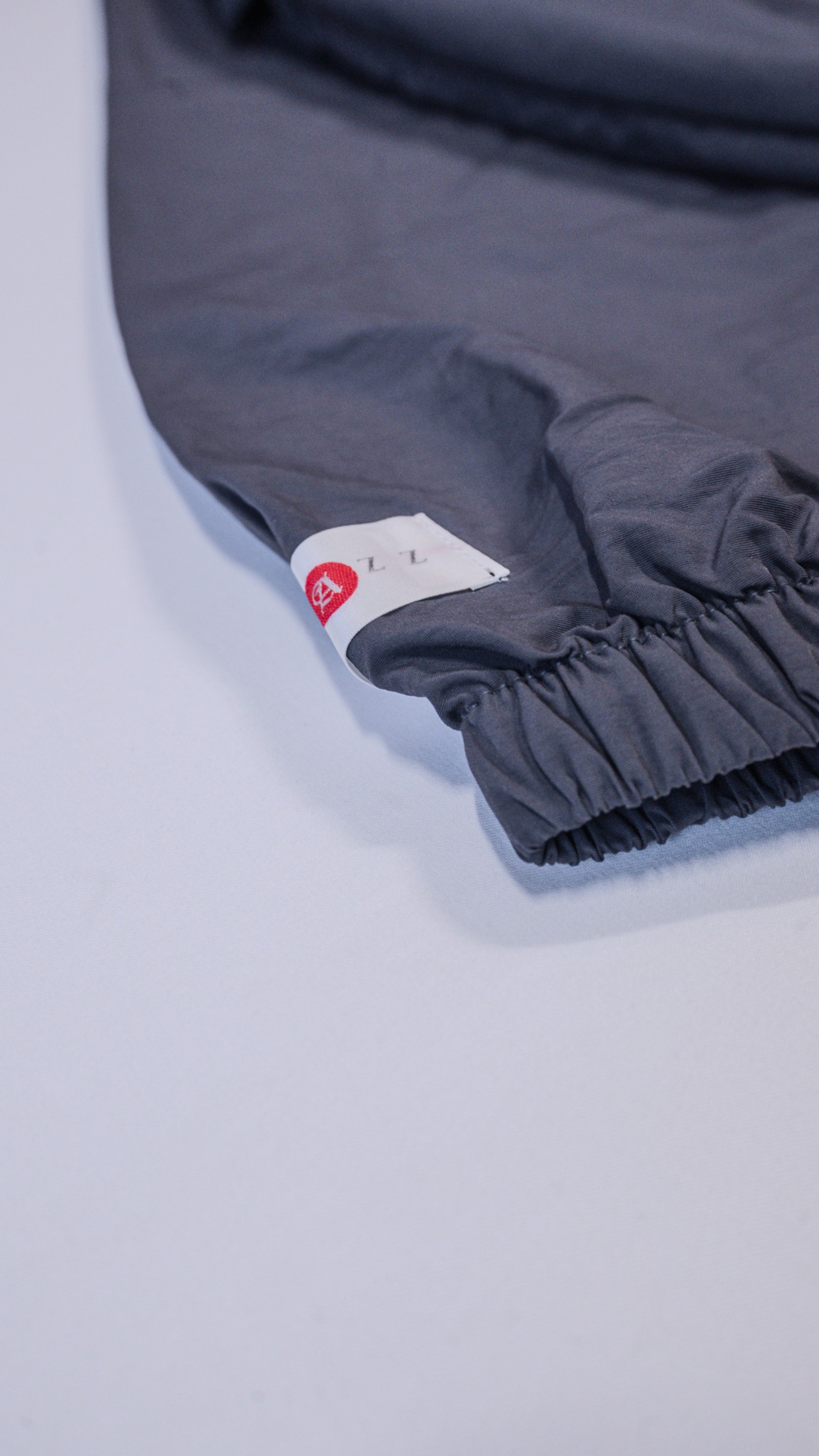 Logo Reflector Nylon Training Jacket [Light Gray]