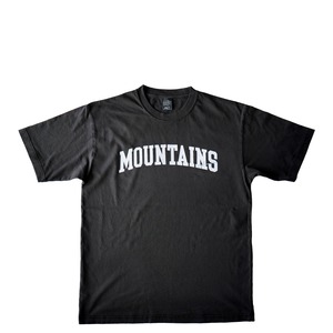 Mountains カレッジロゴ Tshirt  /  Vintage Black