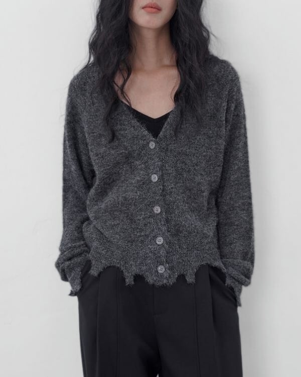 Distressed cut-off cardigan TH3606