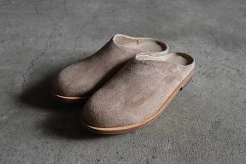 INNAT " SUEDE SLIPON SHOES MADE BY SAKAGUCHI TAICHI ( Beige )"