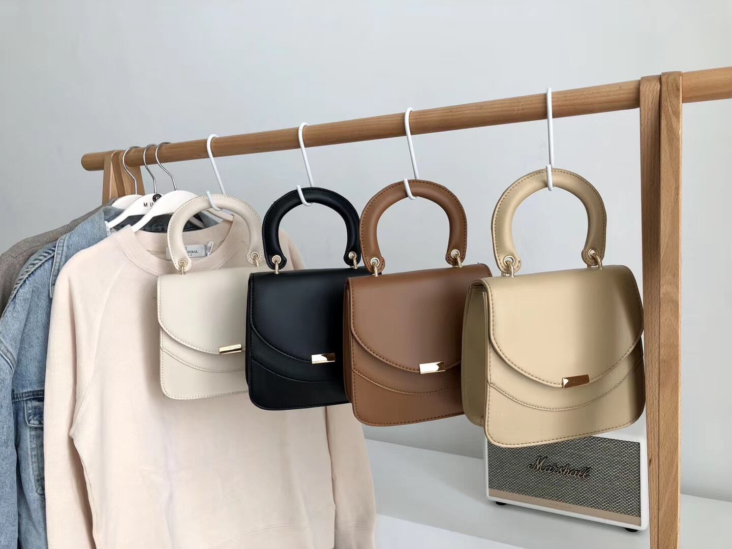 フラップミニバッグ